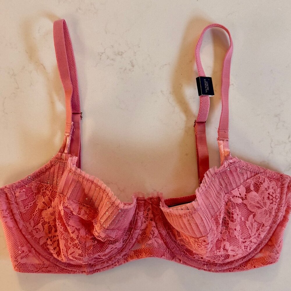 Victoria’s Secret Dream Angels 32D Push-Up Bra (No Padding) Pink Sparkle NWT